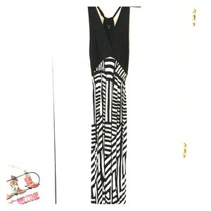 Felicity & COCO black and white maxi